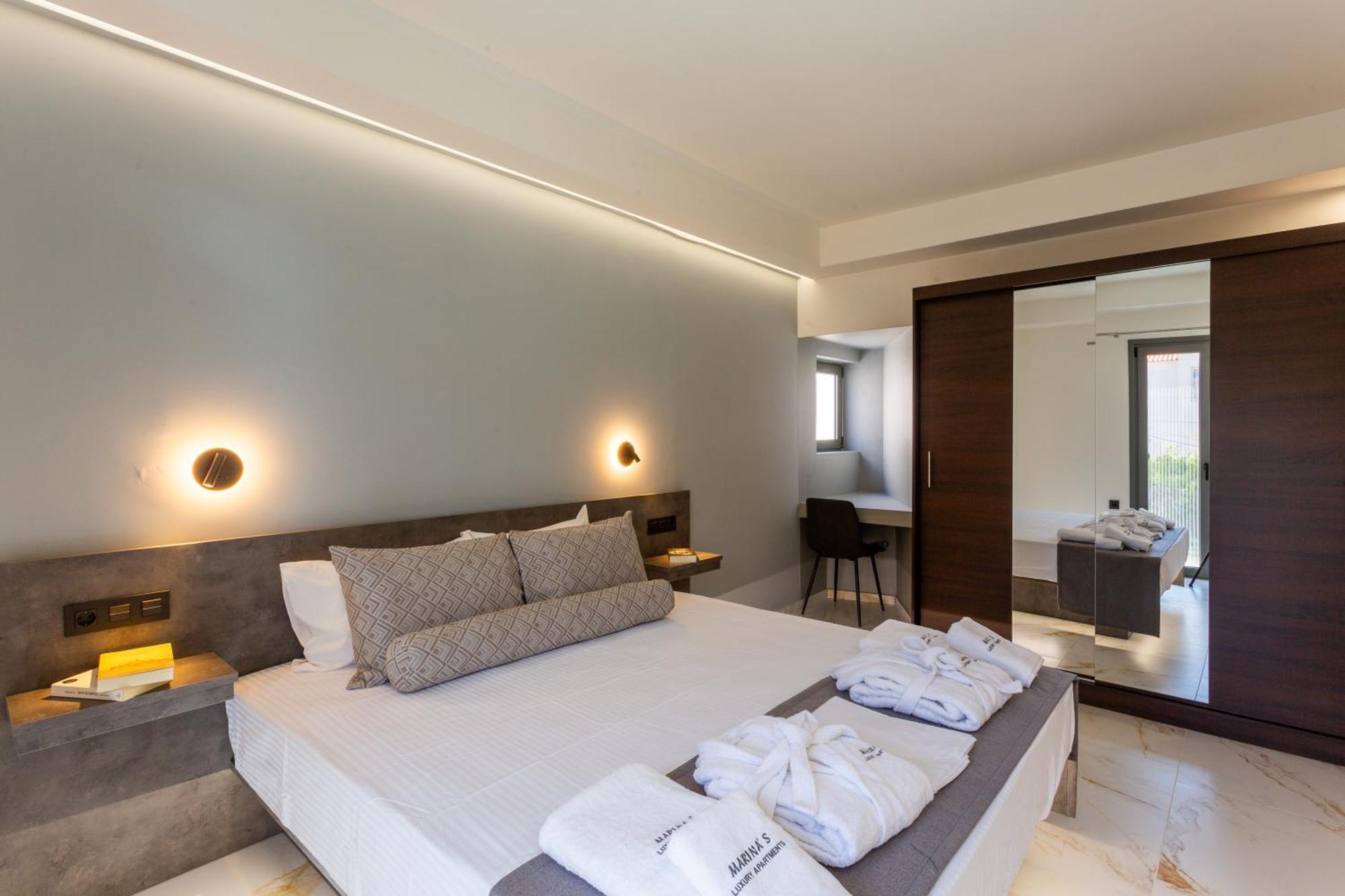 Marina Apartments Kardamyli Extérieur photo