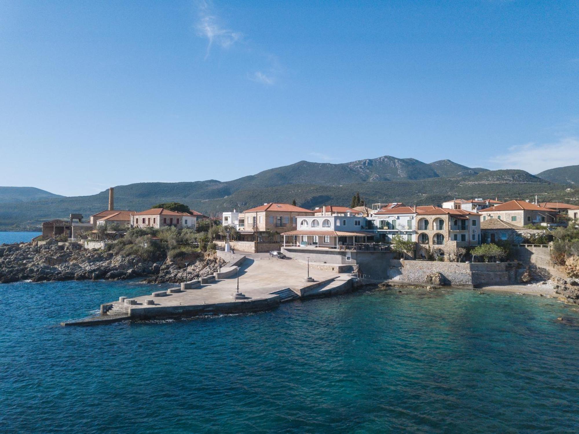 Marina Apartments Kardamyli Extérieur photo
